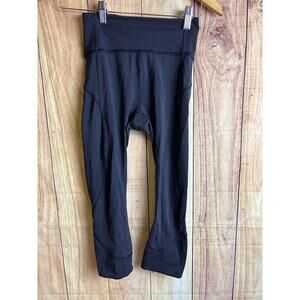 LuluLemon Black Capri Length Leggings Size 4
